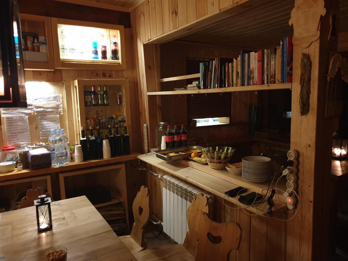 Hostel Bacowka Pttk Jaworzec Wetlina Exteriér fotografie