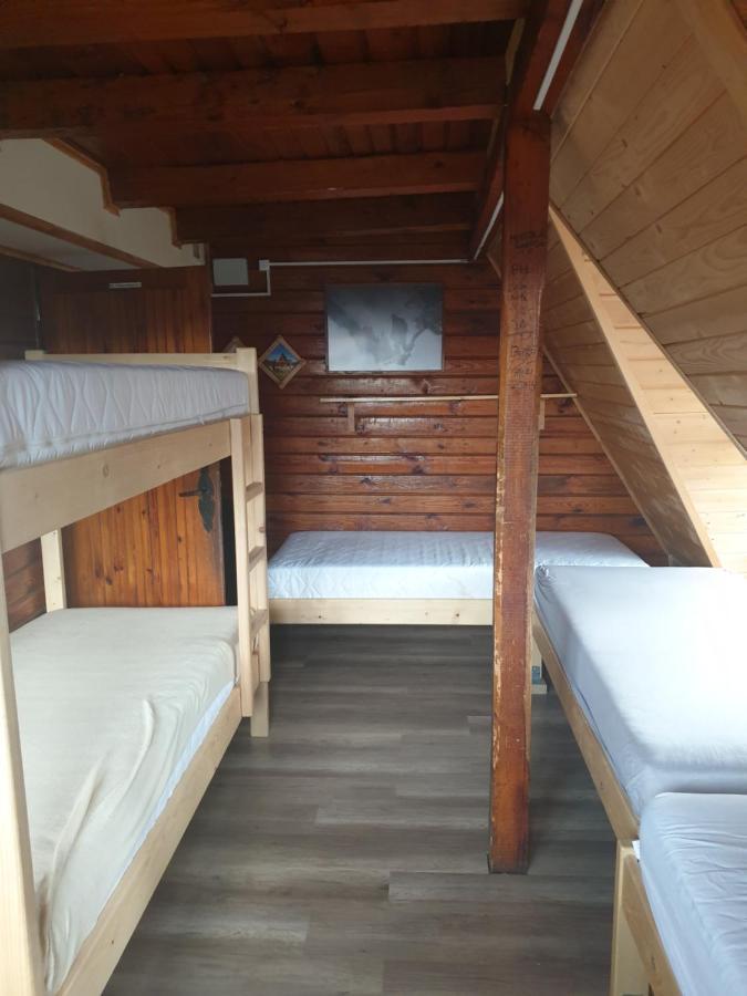 Hostel Bacowka Pttk Jaworzec Wetlina Exteriér fotografie