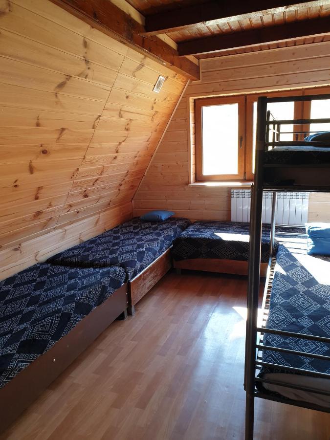 Hostel Bacowka Pttk Jaworzec Wetlina Exteriér fotografie