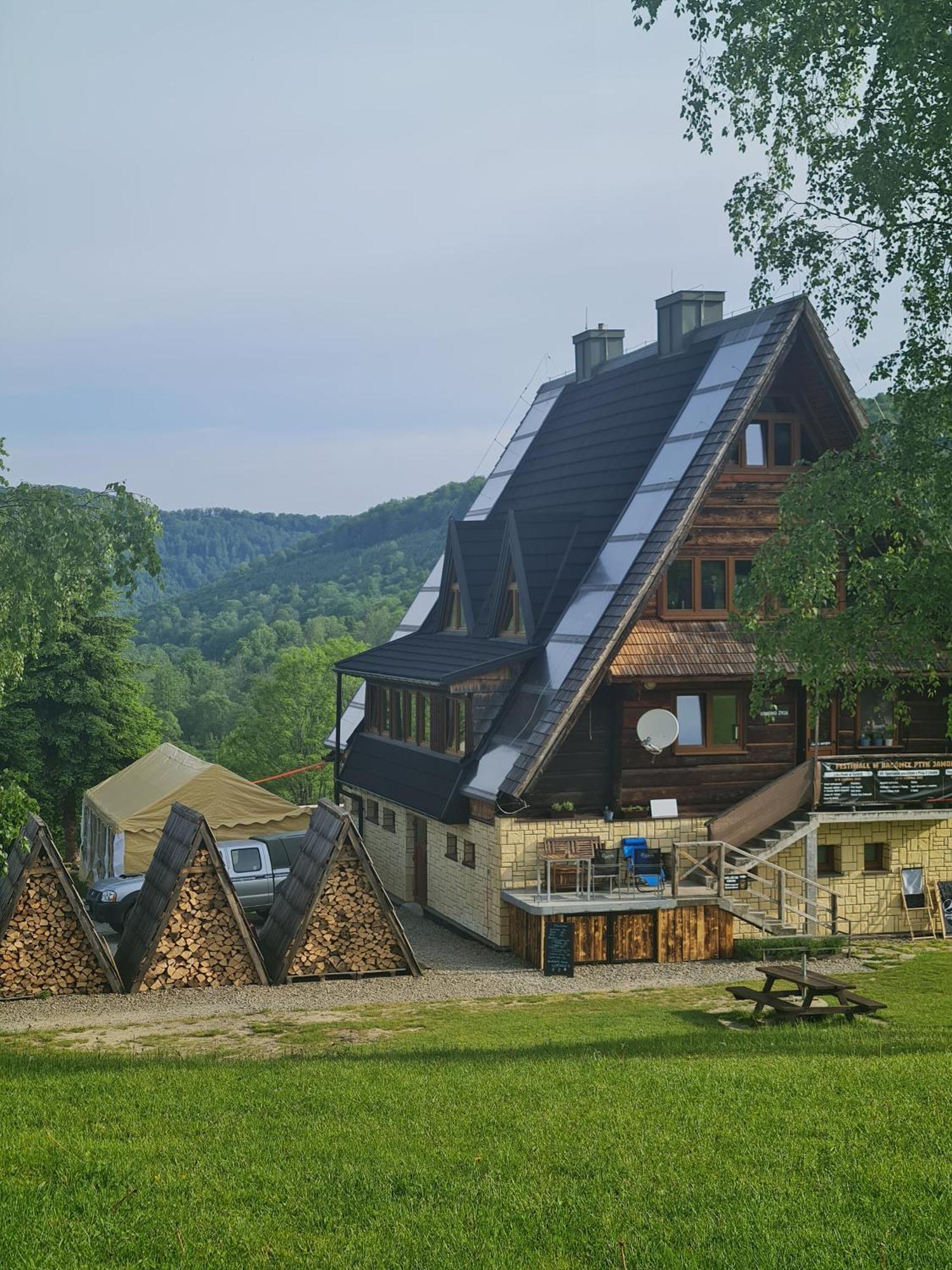 Hostel Bacowka Pttk Jaworzec Wetlina Exteriér fotografie