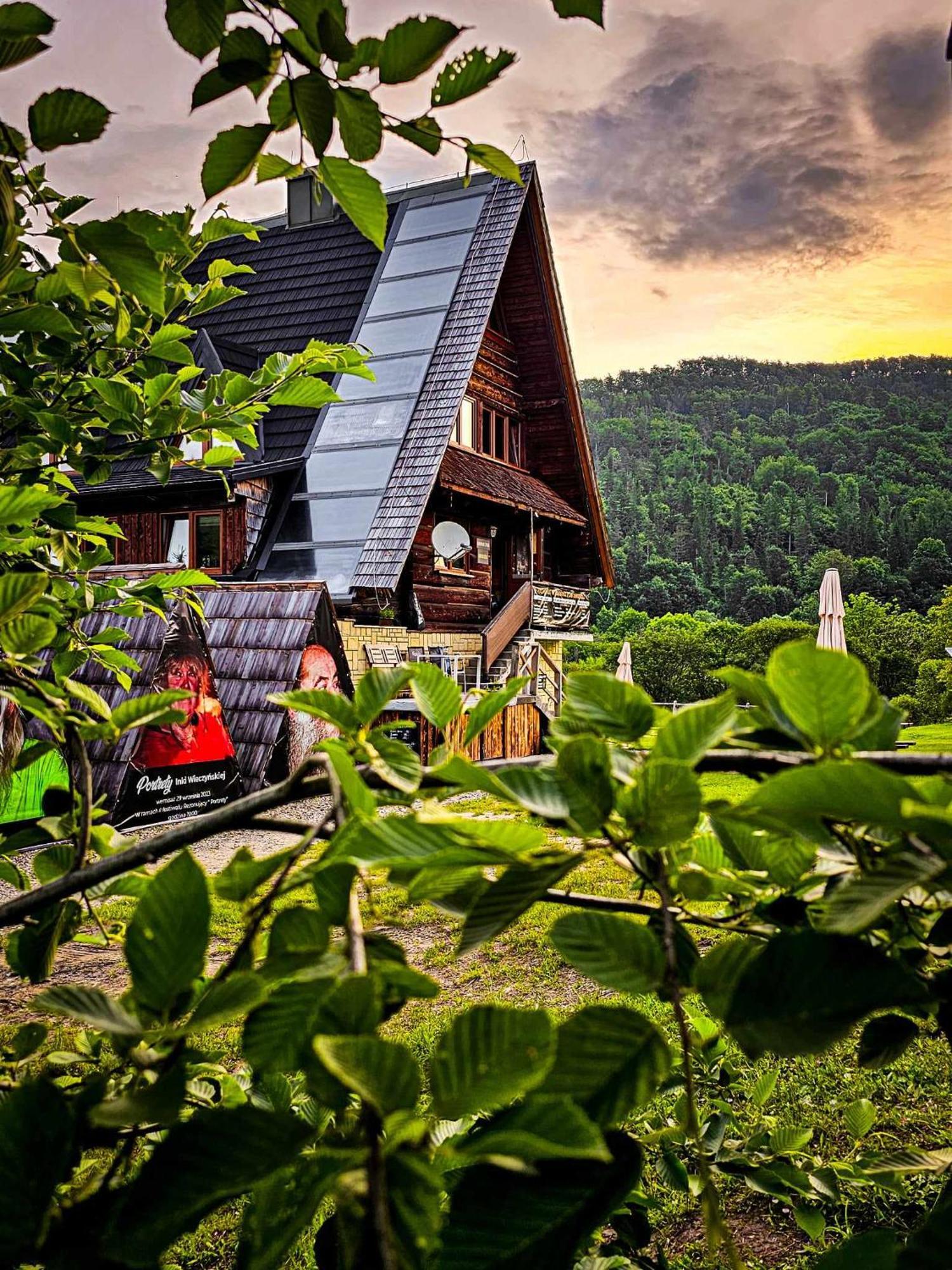 Hostel Bacowka Pttk Jaworzec Wetlina Exteriér fotografie